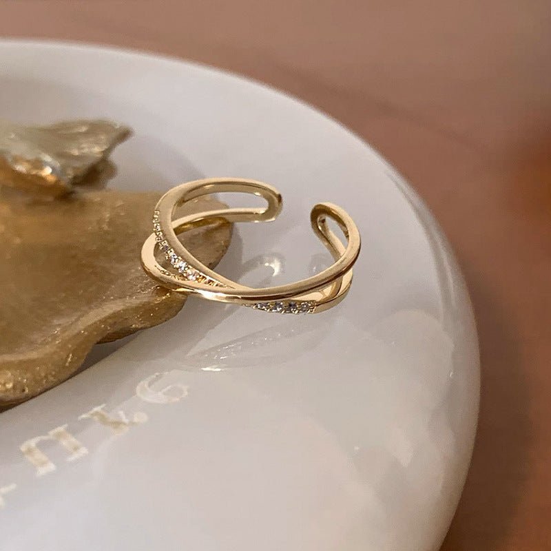 Everdale Cross Ring Abbott Atelier