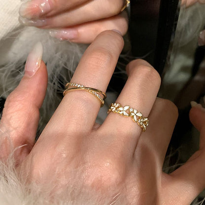 Everdale Cross Ring Abbott Atelier
