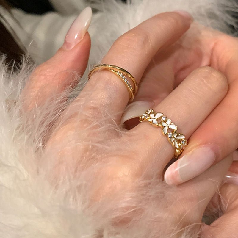 Everdale Cross Ring Abbott Atelier