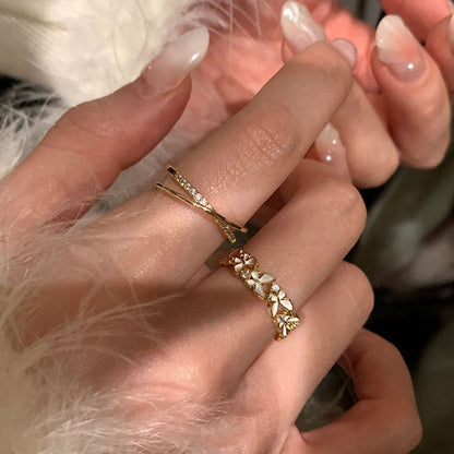 Everdale Cross Ring Abbott Atelier